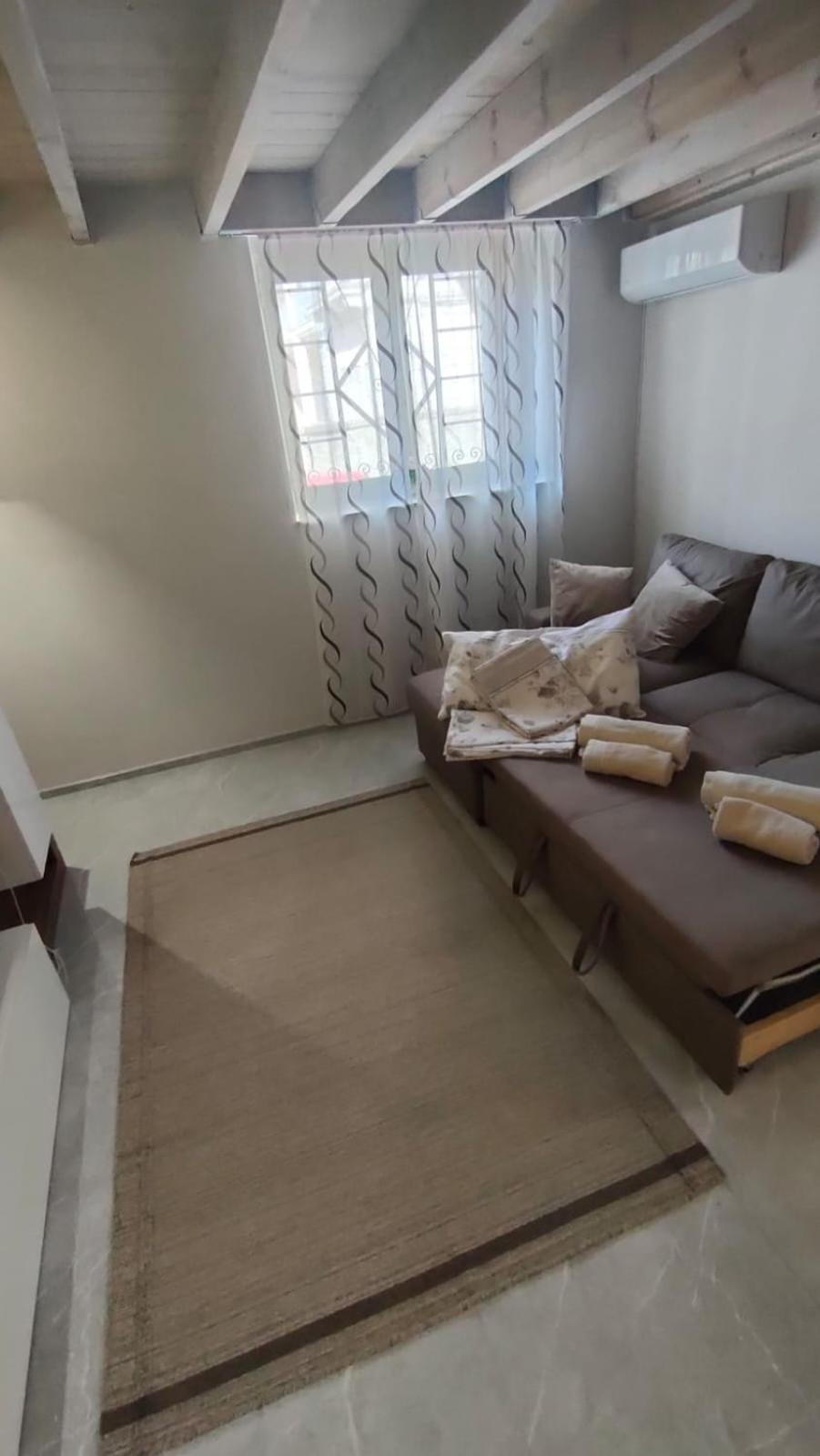 Louis Home Syracuse Bagian luar foto